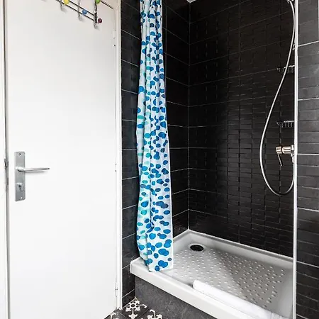 Veeve - Modern By The Marais