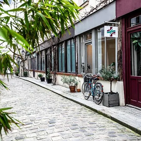 Veeve - Modern By The Marais